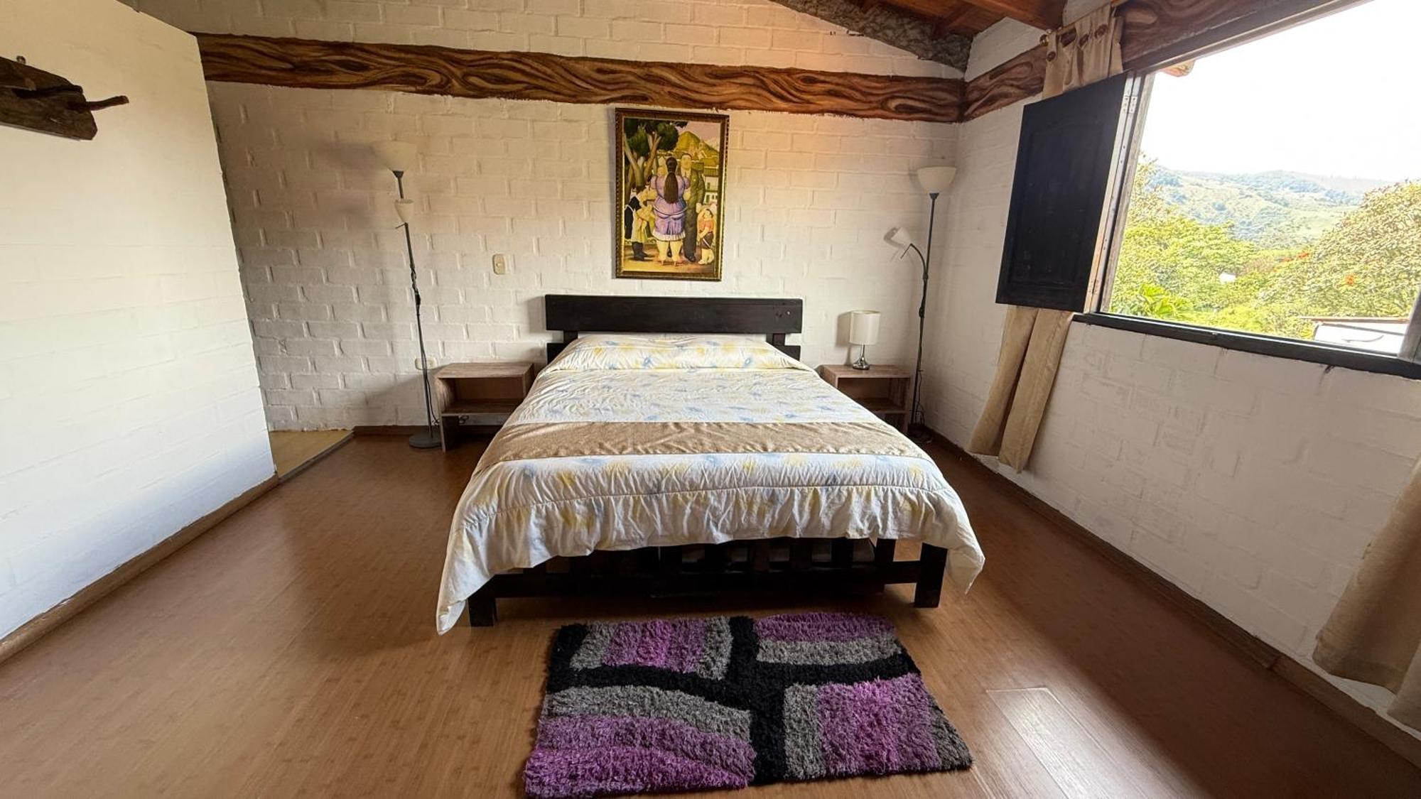Hotel Paraiso *