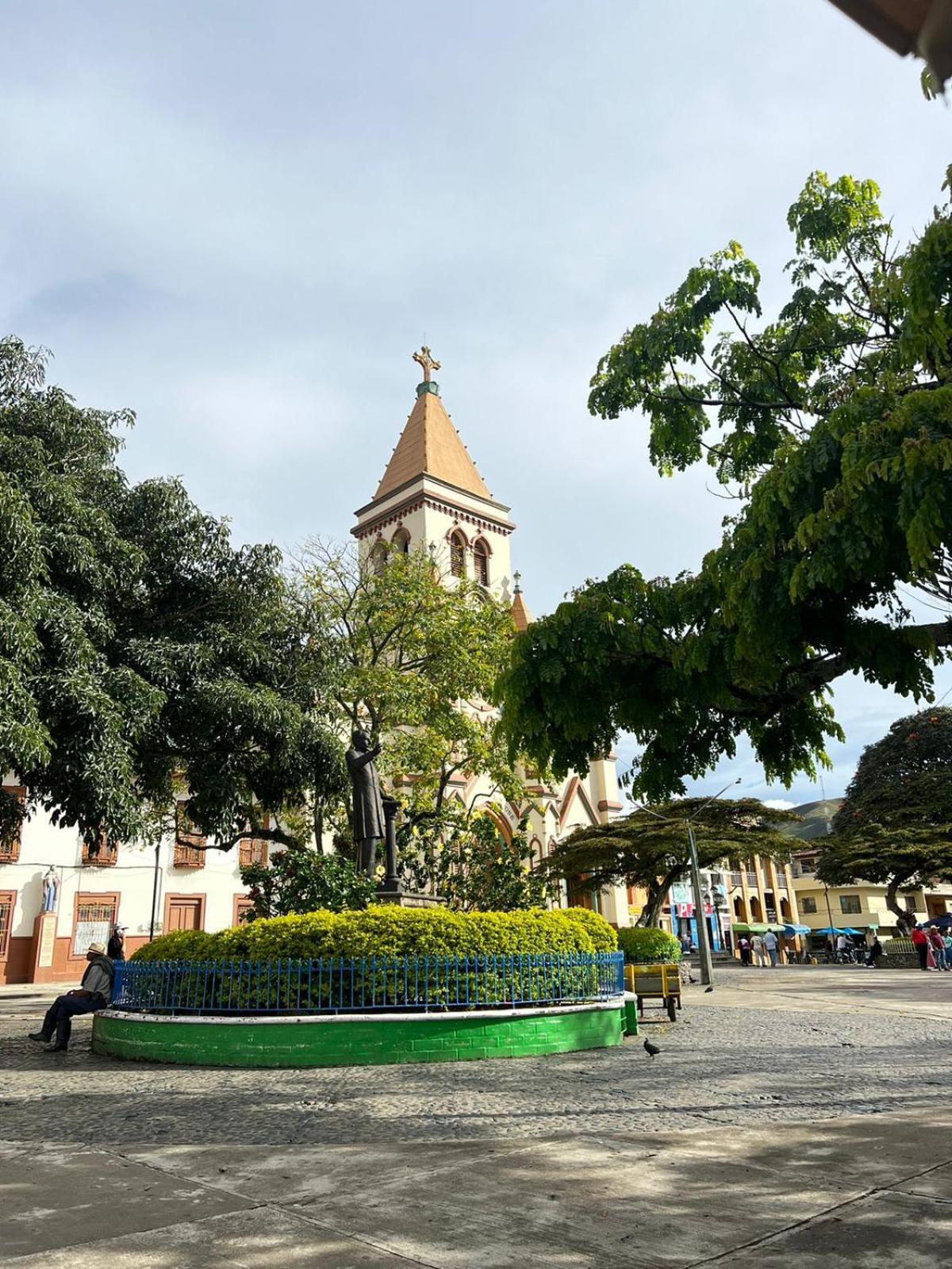 Paraiso * Urrao